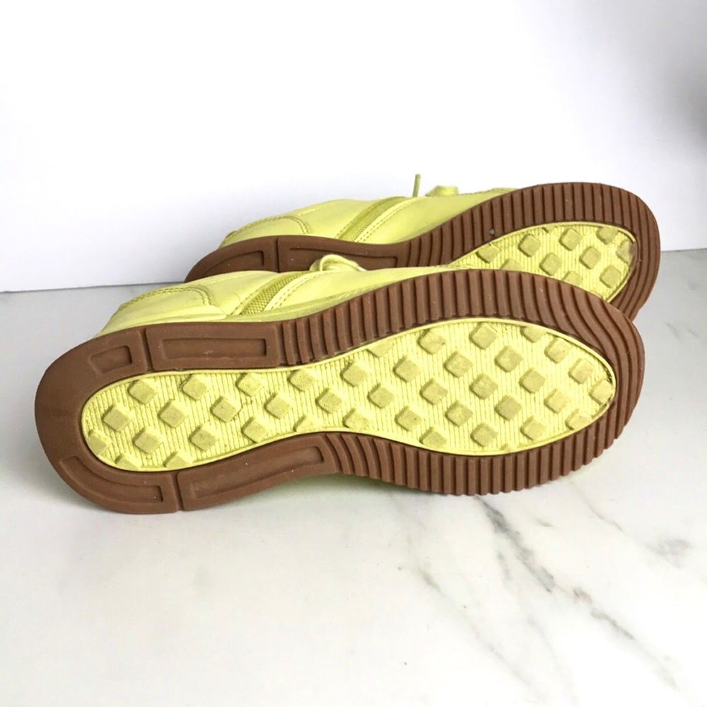 Everlane Green Sneakers - Picture 4 of 4